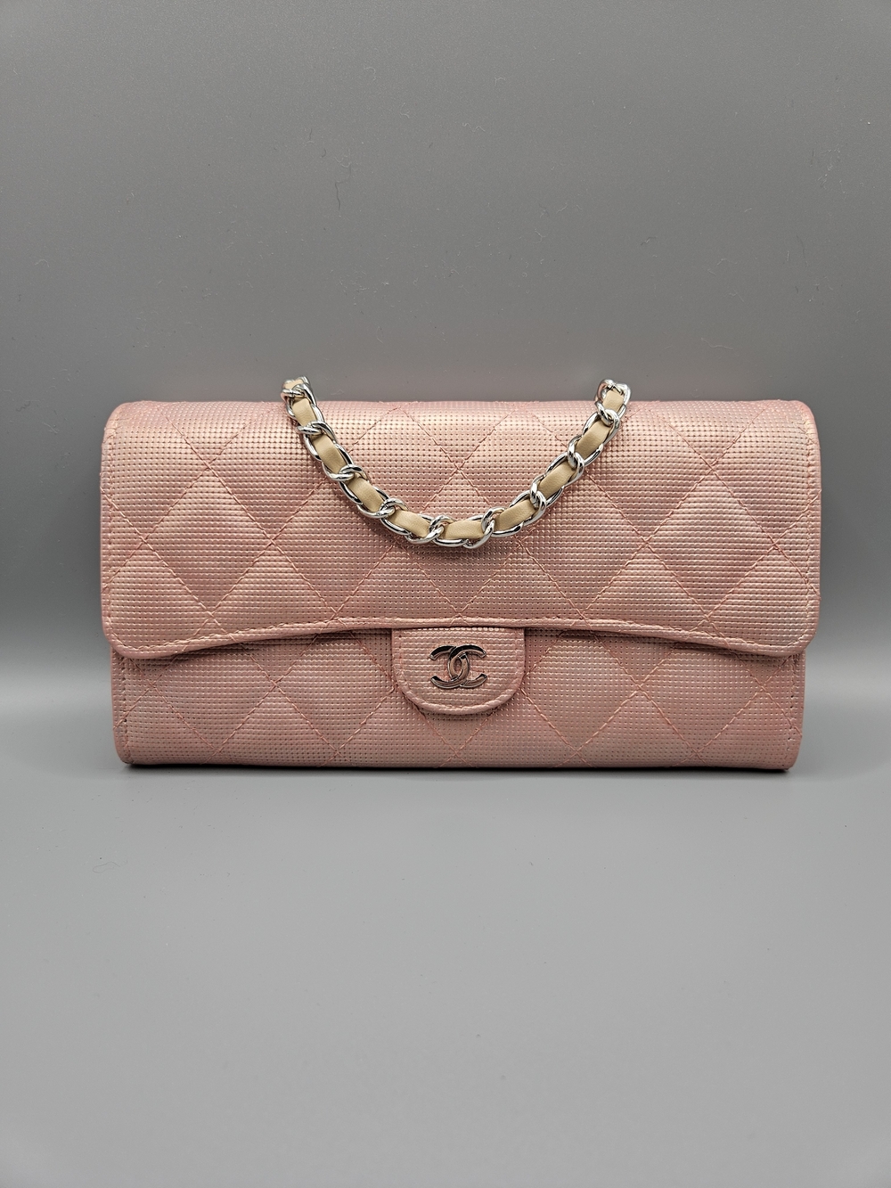 🩷CHANEL Authentic Metallic Calfskin Quilted Pixel Effect Large Flap Wallet🩷